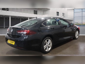 Used Vauxhall Insignia 2020 for sale - 77290421: Photo
