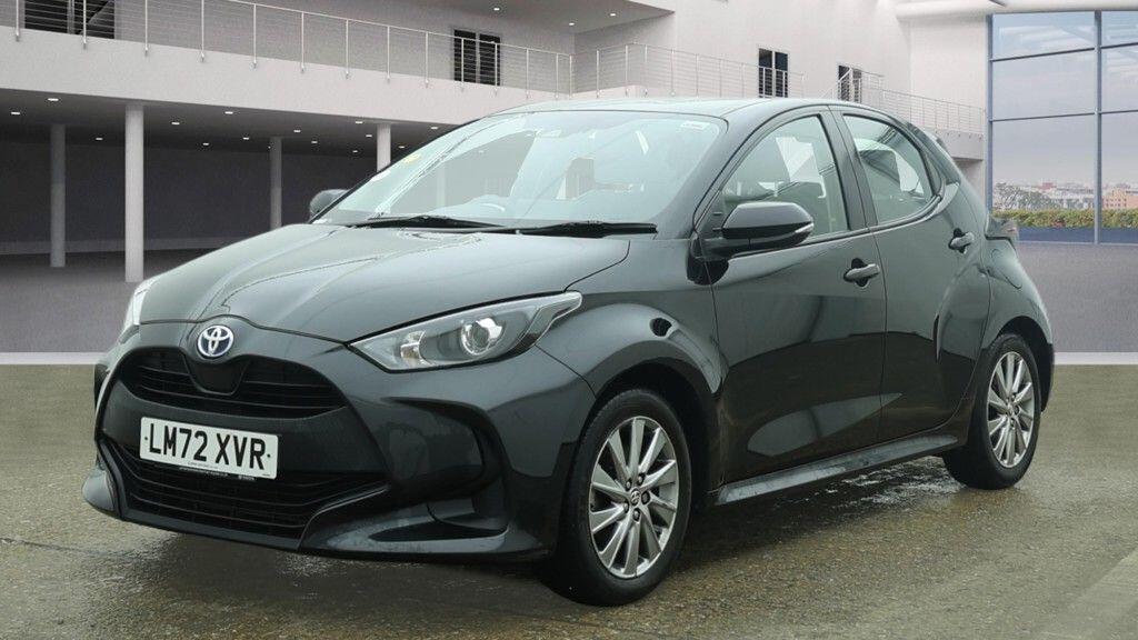 Used Toyota Yaris 2022 for sale - 77633868: Photo 2