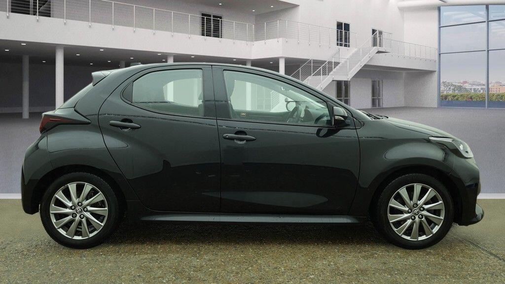 Used Toyota Yaris 2022 for sale - 77633868: Photo 5