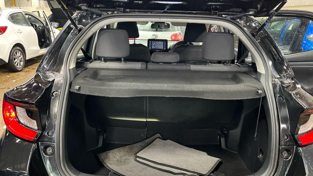 Used Toyota Yaris 2022 for sale - 77633868: Photo 7