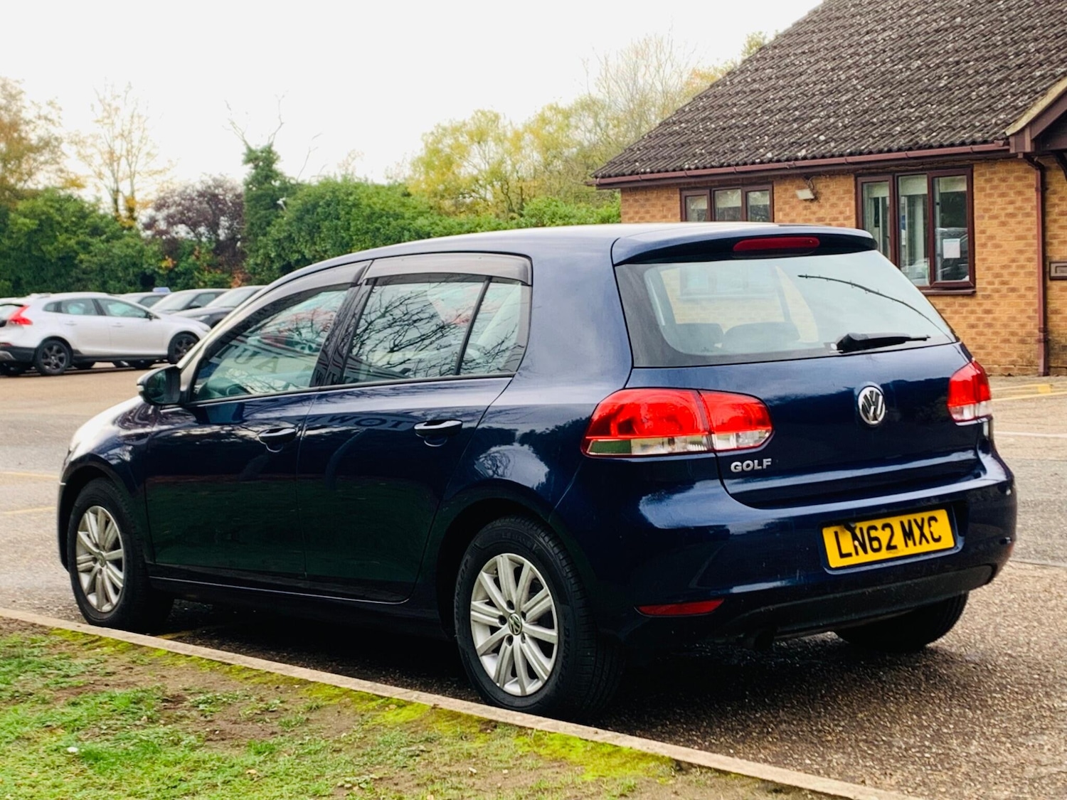 Used Volkswagen Golf 2025 for sale - 76408489: Photo 2