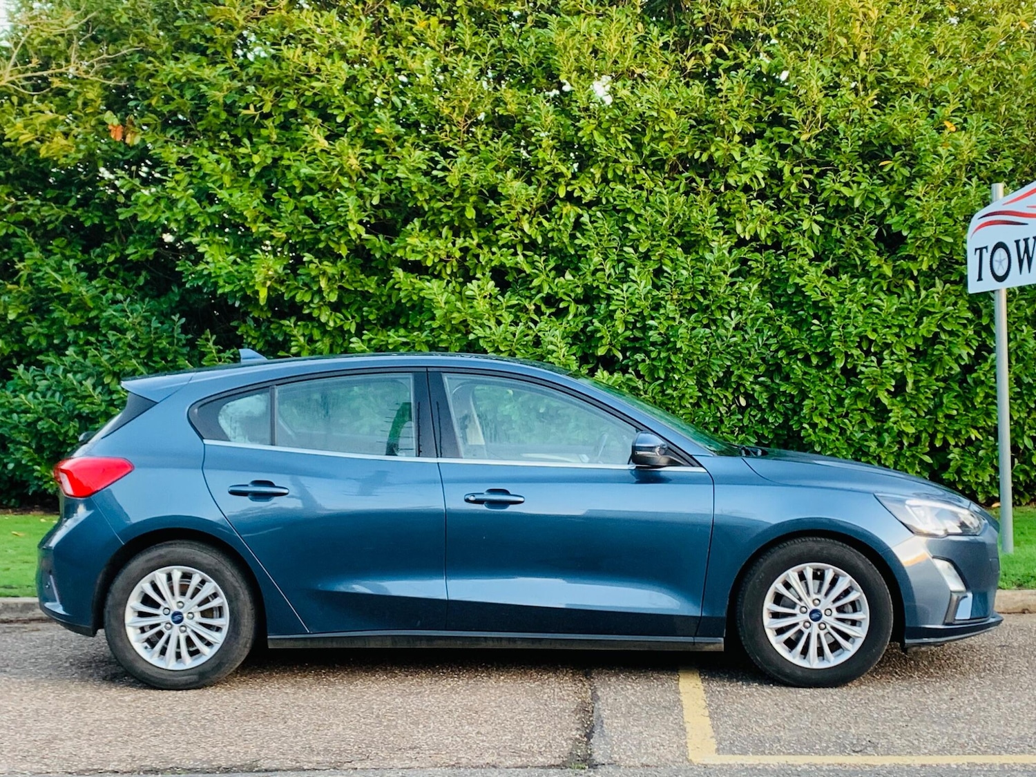 Used Ford Focus 2020 for sale - 78047018: Photo 12