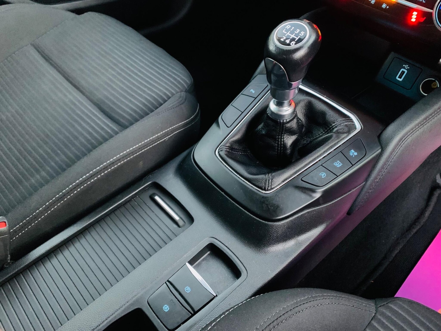 Used Ford Focus 2020 for sale - 78047018: Photo 17