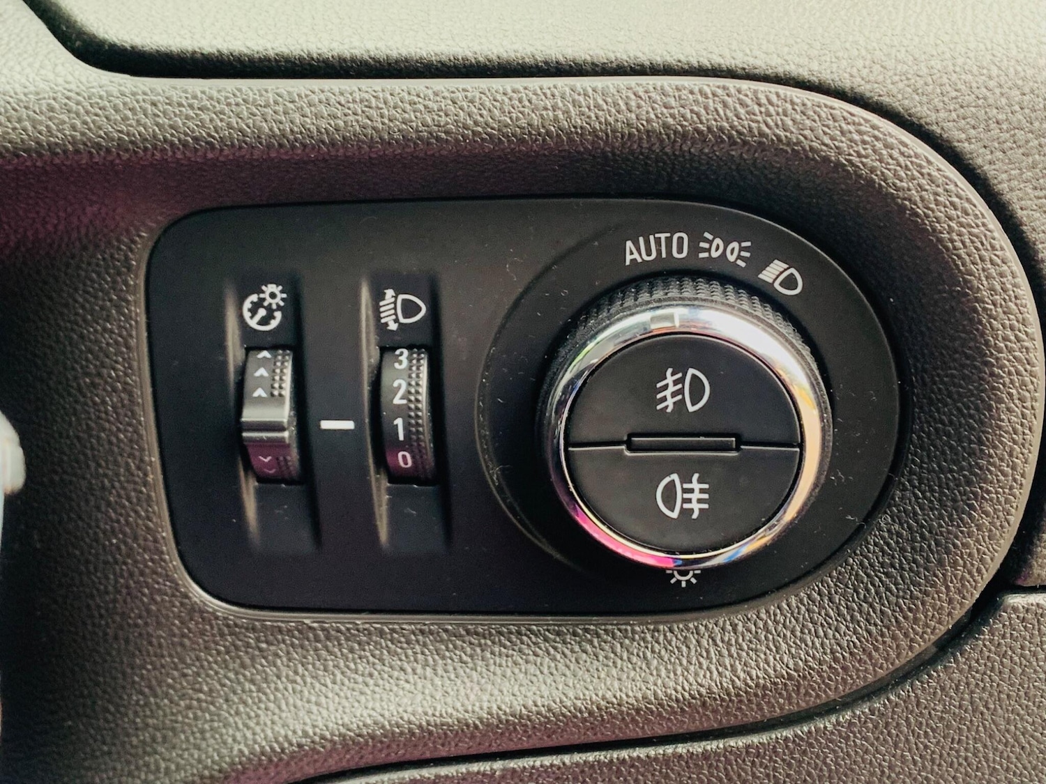 Used Vauxhall Grandland X 2018 for sale - 77386710: Photo 25