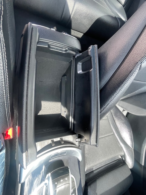 Used Mercedes-Benz C-Class 2017 for sale - 75069415: Photo 28