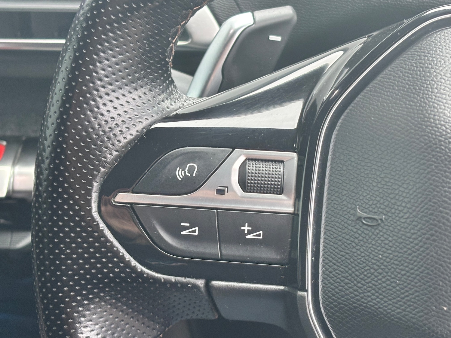 Used Peugeot 3008 2019 for sale - 77446312: Photo 23