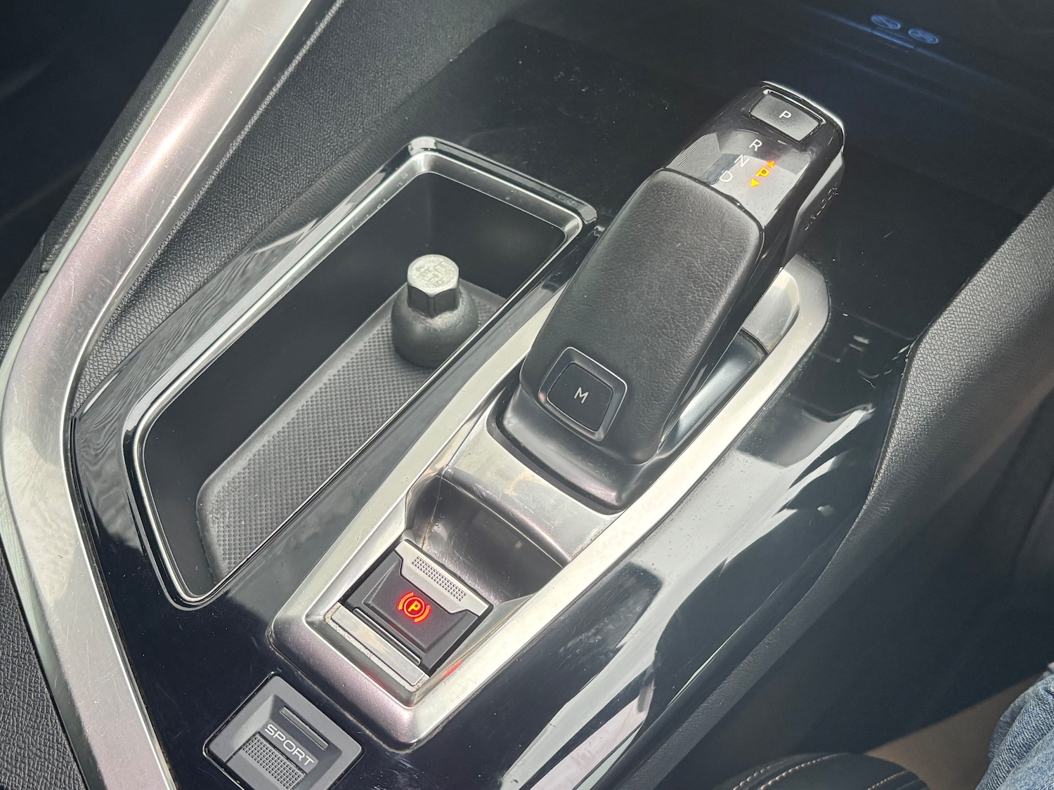 Used Peugeot 3008 2019 for sale - 77446312: Photo 24