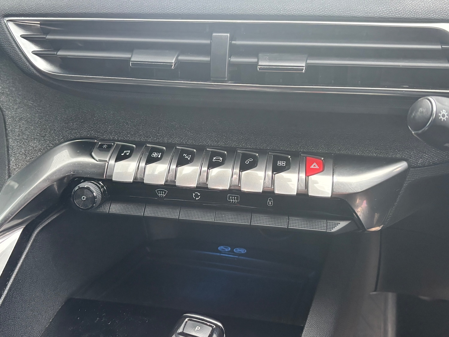 Used Peugeot 3008 2019 for sale - 77446312: Photo 25