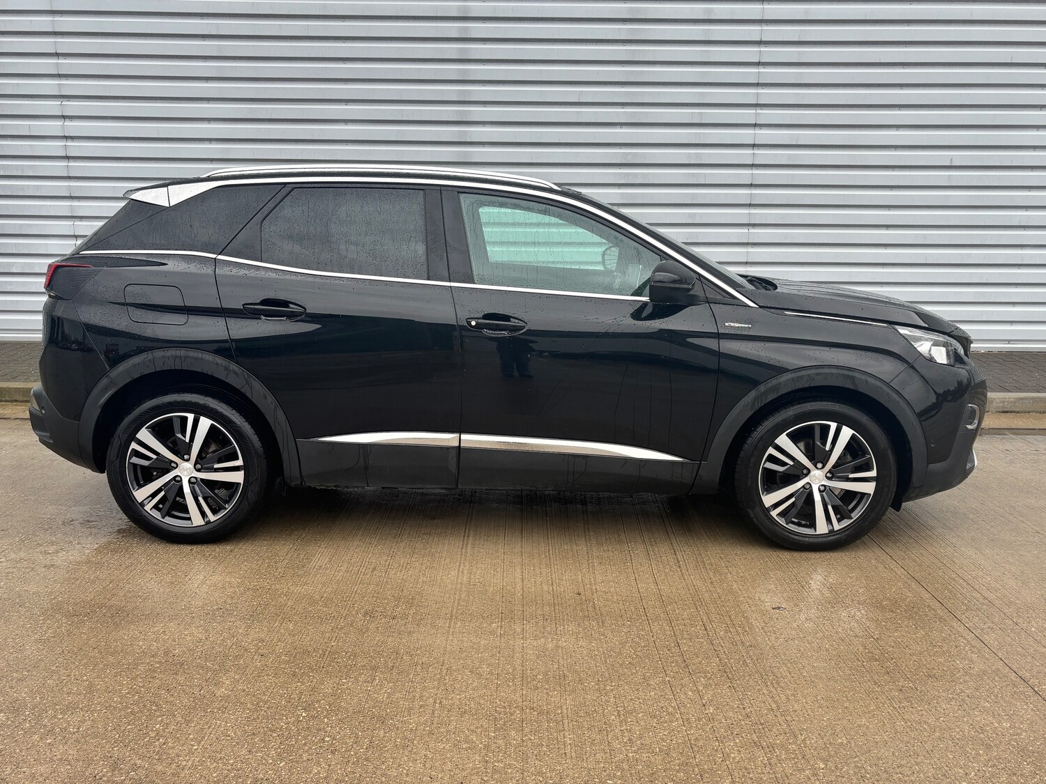 Used Peugeot 3008 2019 for sale - 77446312: Photo 3