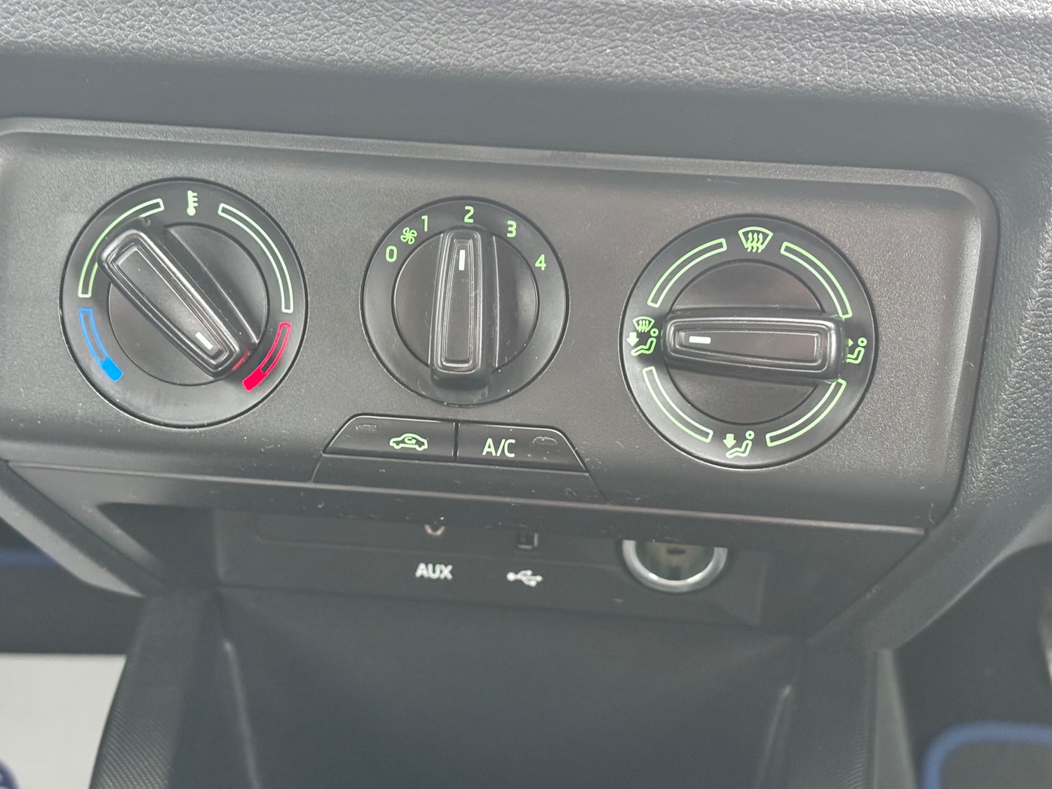 Used Skoda Fabia 2017 for sale - 77408873: Photo 24