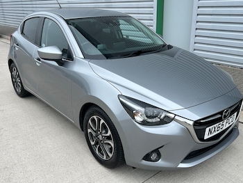 Used Mazda Mazda2 2015 for sale - 78558512: Photo