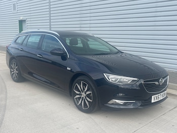 2017 (67) - 2.0 Turbo D BlueInjection Tech Line Nav Sports Tourer 5dr Diesel Manual Eur