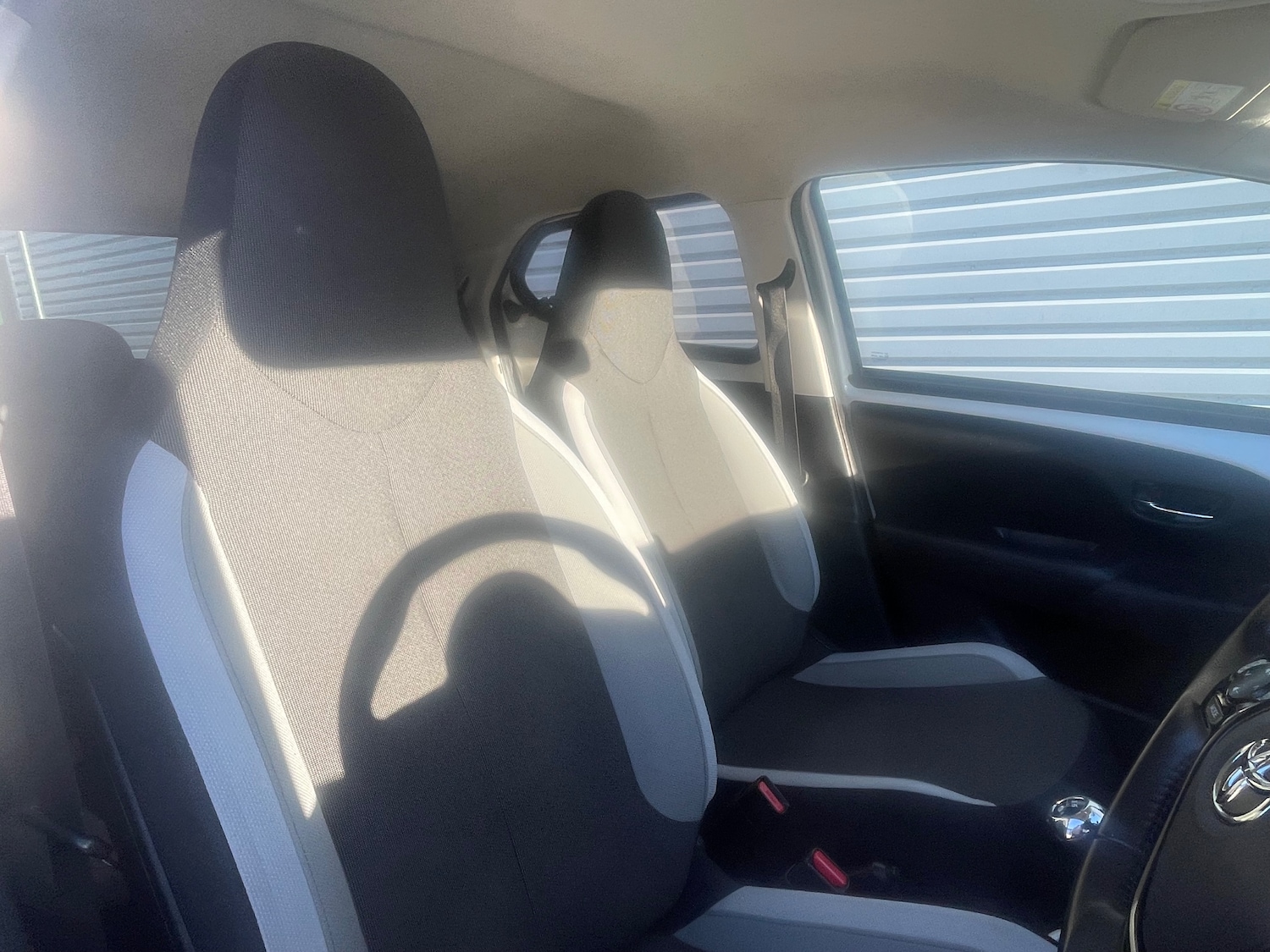 Used Toyota AYGO 2016 for sale - 77072125: Photo 18