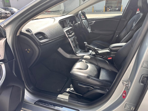 Used Volvo V40 2017 for sale - 75504678: Photo 19