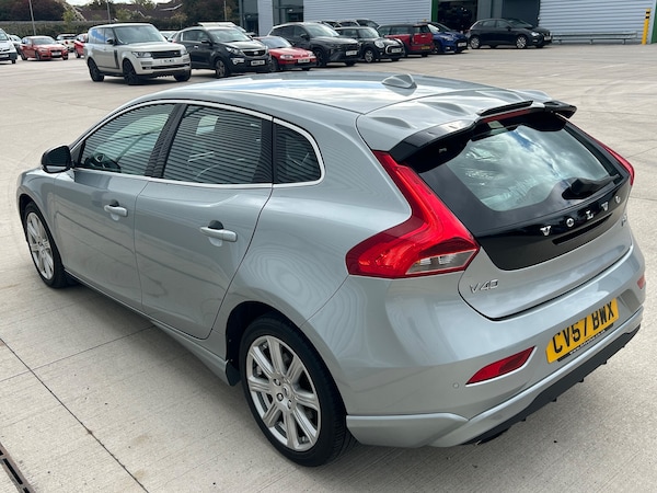 Used Volvo V40 2017 for sale - 75504678: Photo 5