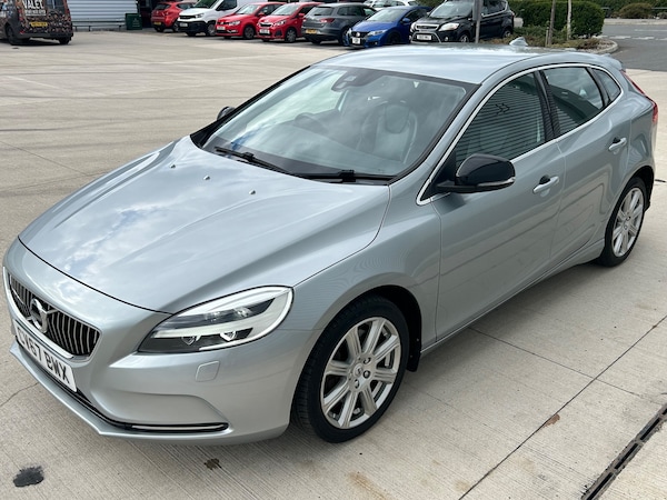 Used Volvo V40 2017 for sale - 75504678: Photo 6