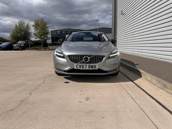 Used Volvo V40 2017 for sale - 75504678: Photo 7