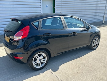 Used Ford Fiesta 2013 for sale - 77901859: Photo