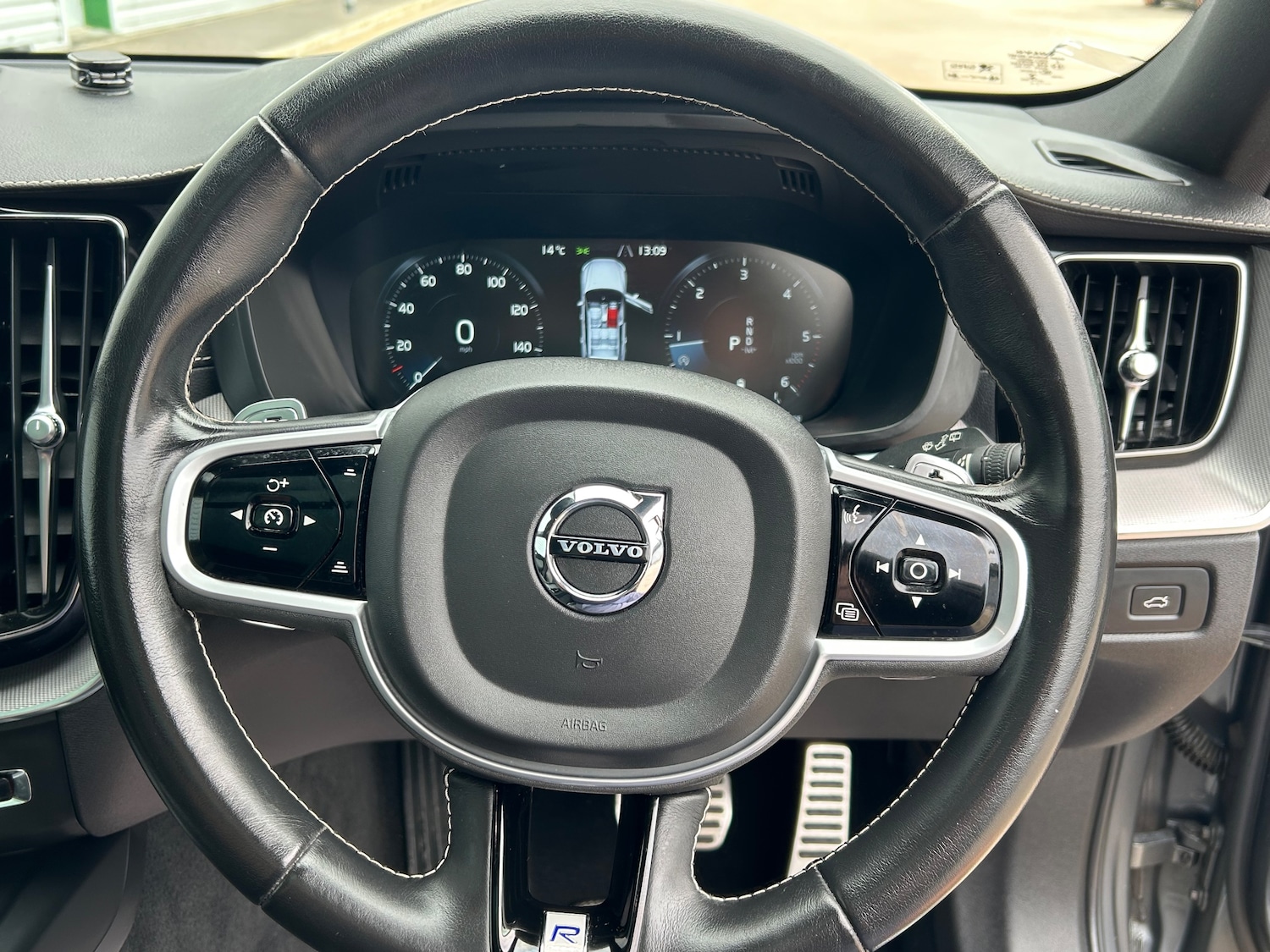 Used Volvo XC60 2020 for sale - 75908582: Photo 21