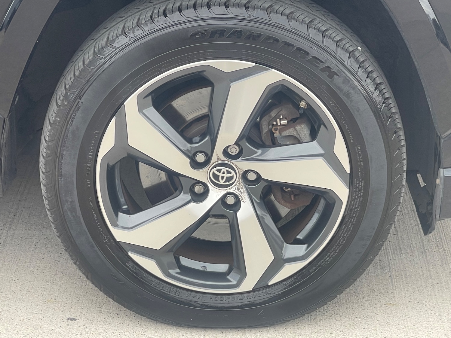 Used Toyota RAV4 2022 for sale - 76518086: Photo 11