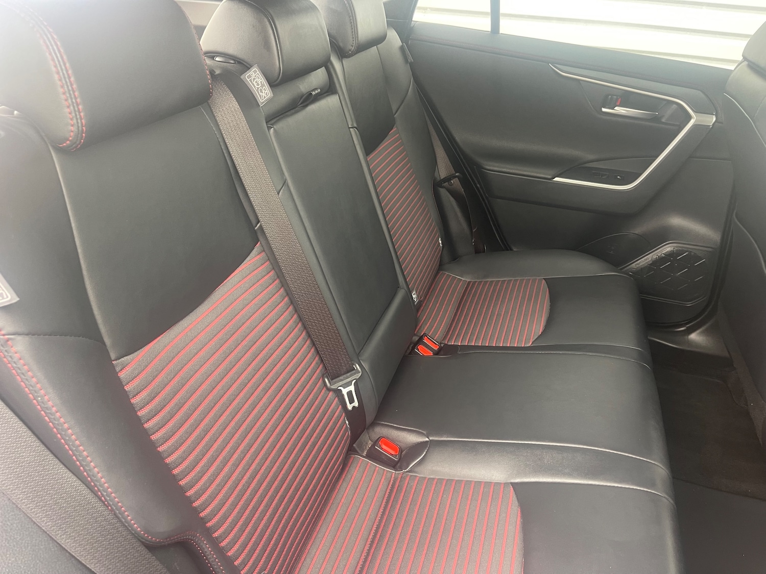 Used Toyota RAV4 2022 for sale - 76518086: Photo 16