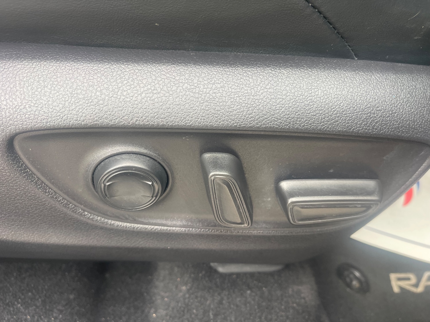 Used Toyota RAV4 2022 for sale - 76518086: Photo 23