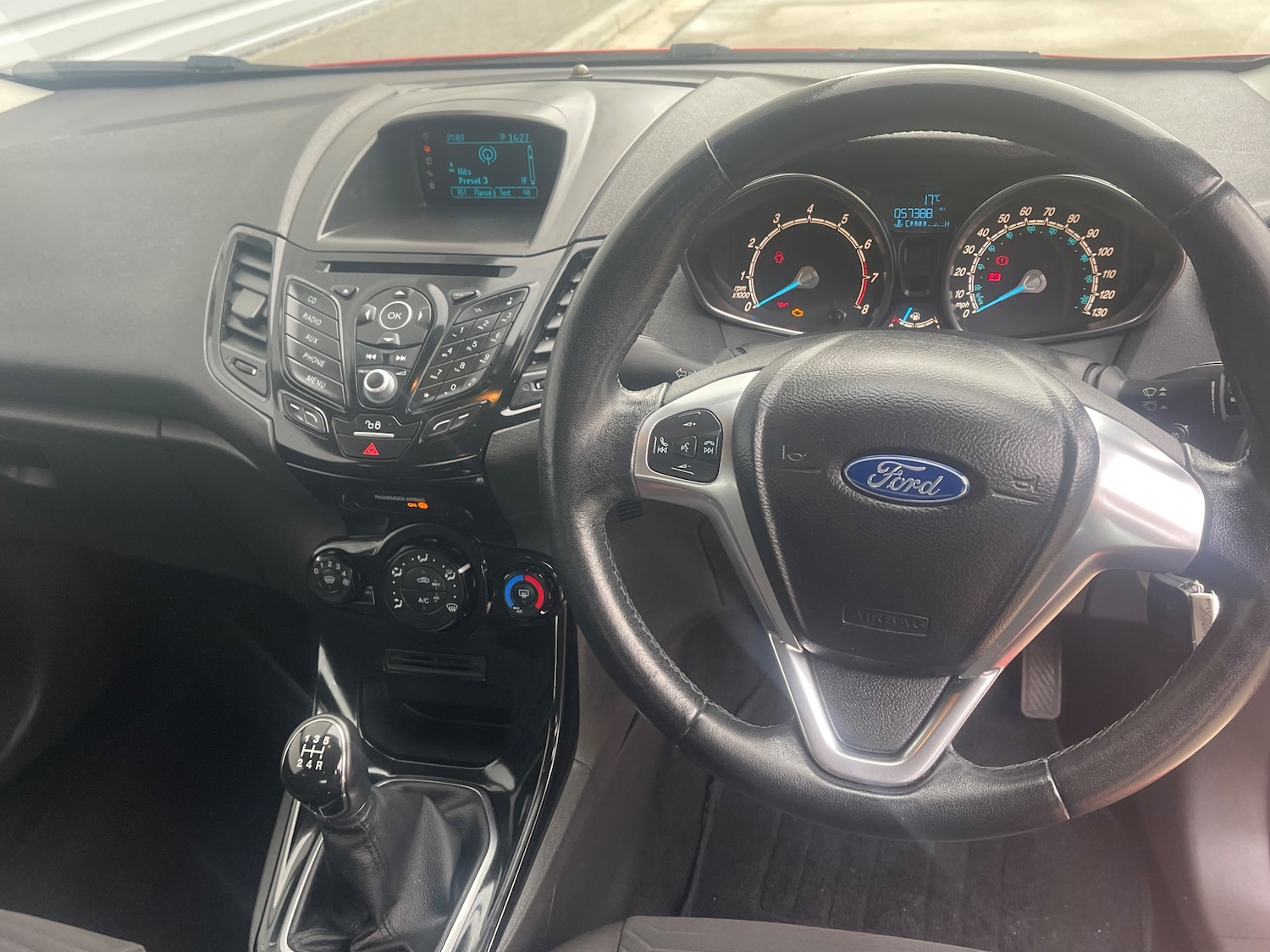 Used Ford Fiesta 2015 for sale - 76453658: Photo 18