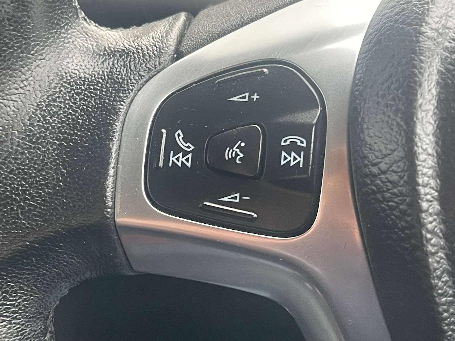 Used Ford Fiesta 2015 for sale - 76453658: Photo 21