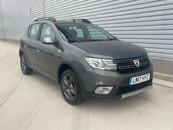 Used Dacia Sandero Stepway 2017 for sale - 75620915: Photo