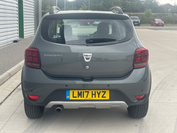 Used Dacia Sandero Stepway 2017 for sale - 75620915: Photo 7