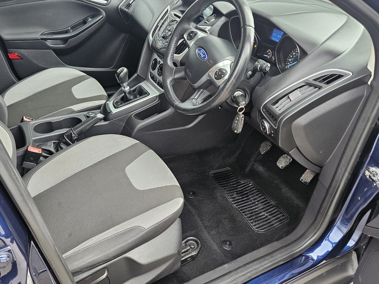 Used Ford Focus 2013 for sale - 76919111: Photo 22