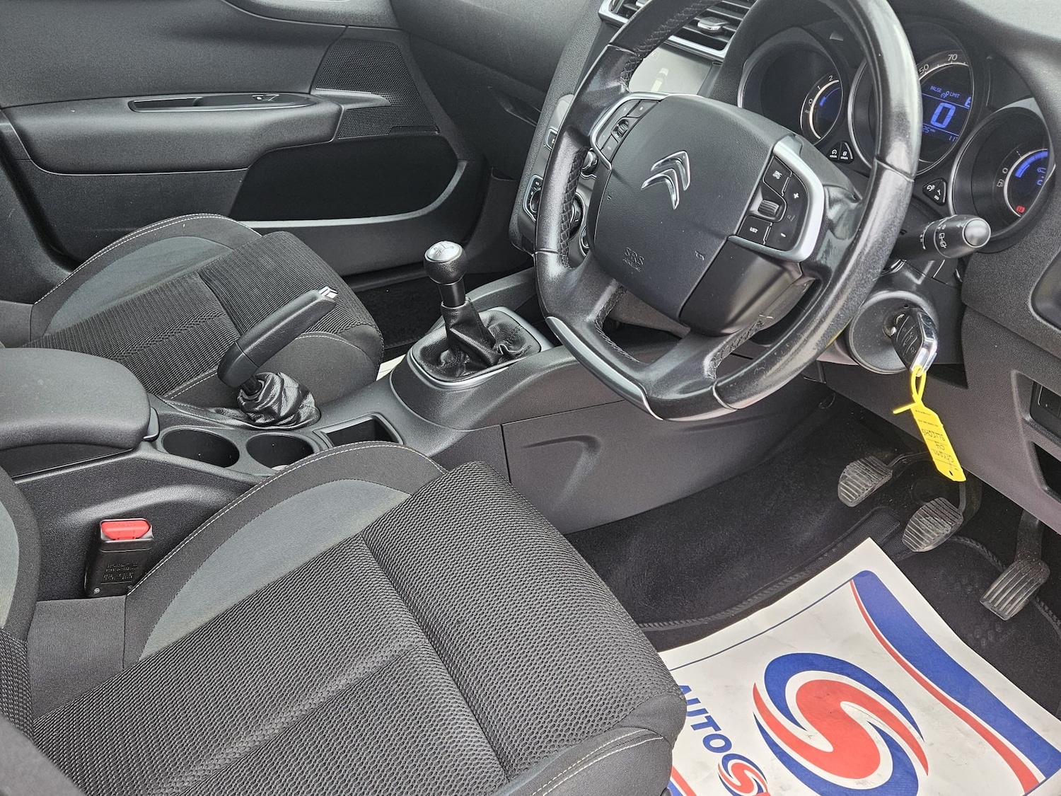 Used Citroen C4 2015 for sale - 75680124: Photo 17