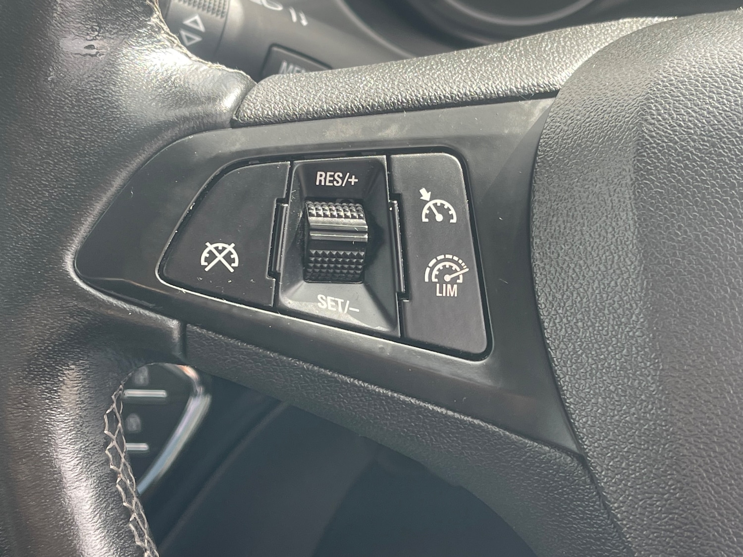 Used Vauxhall Corsa 2018 for sale - 75793105: Photo 21