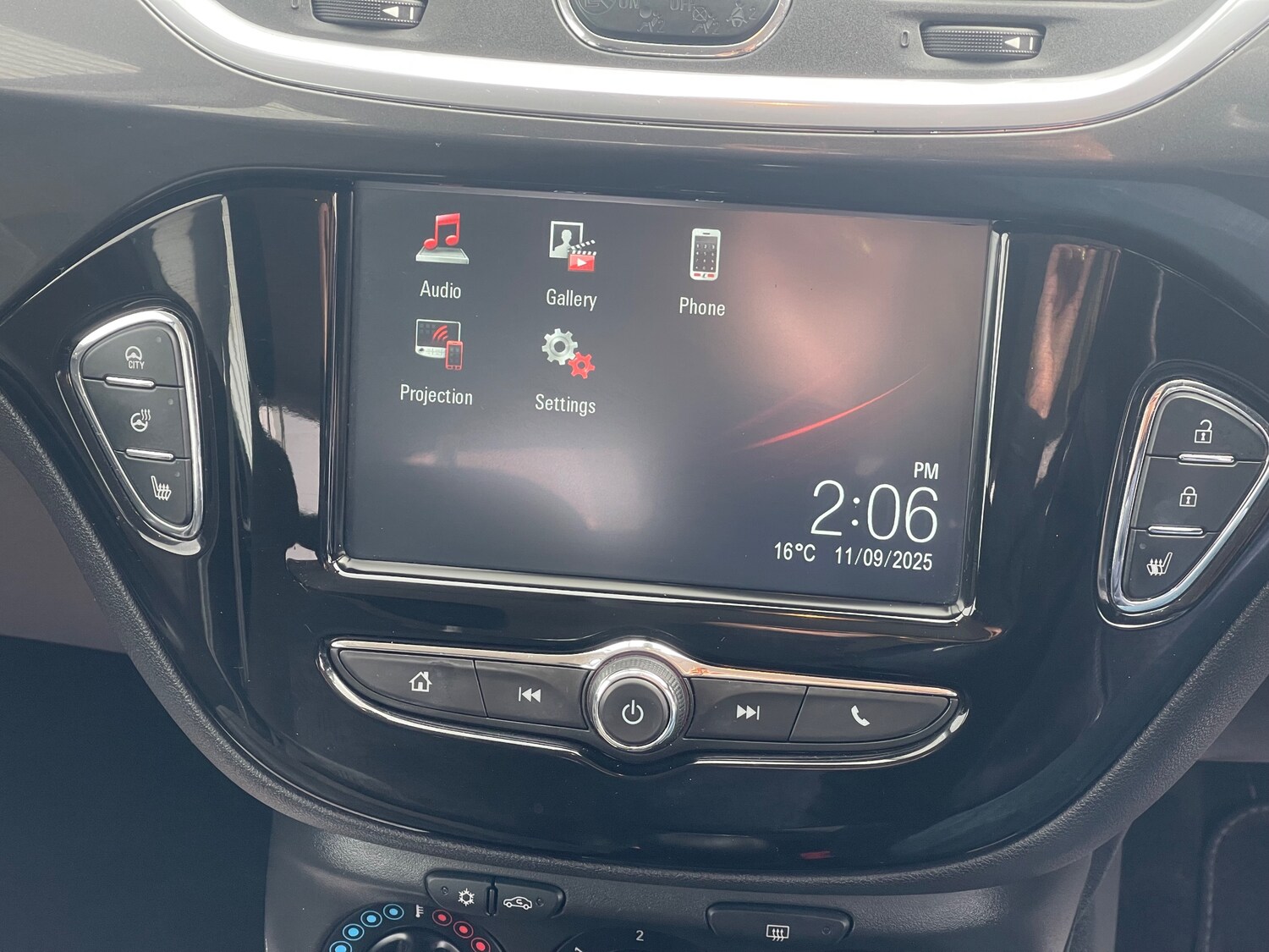 Used Vauxhall Corsa 2018 for sale - 75793105: Photo 24
