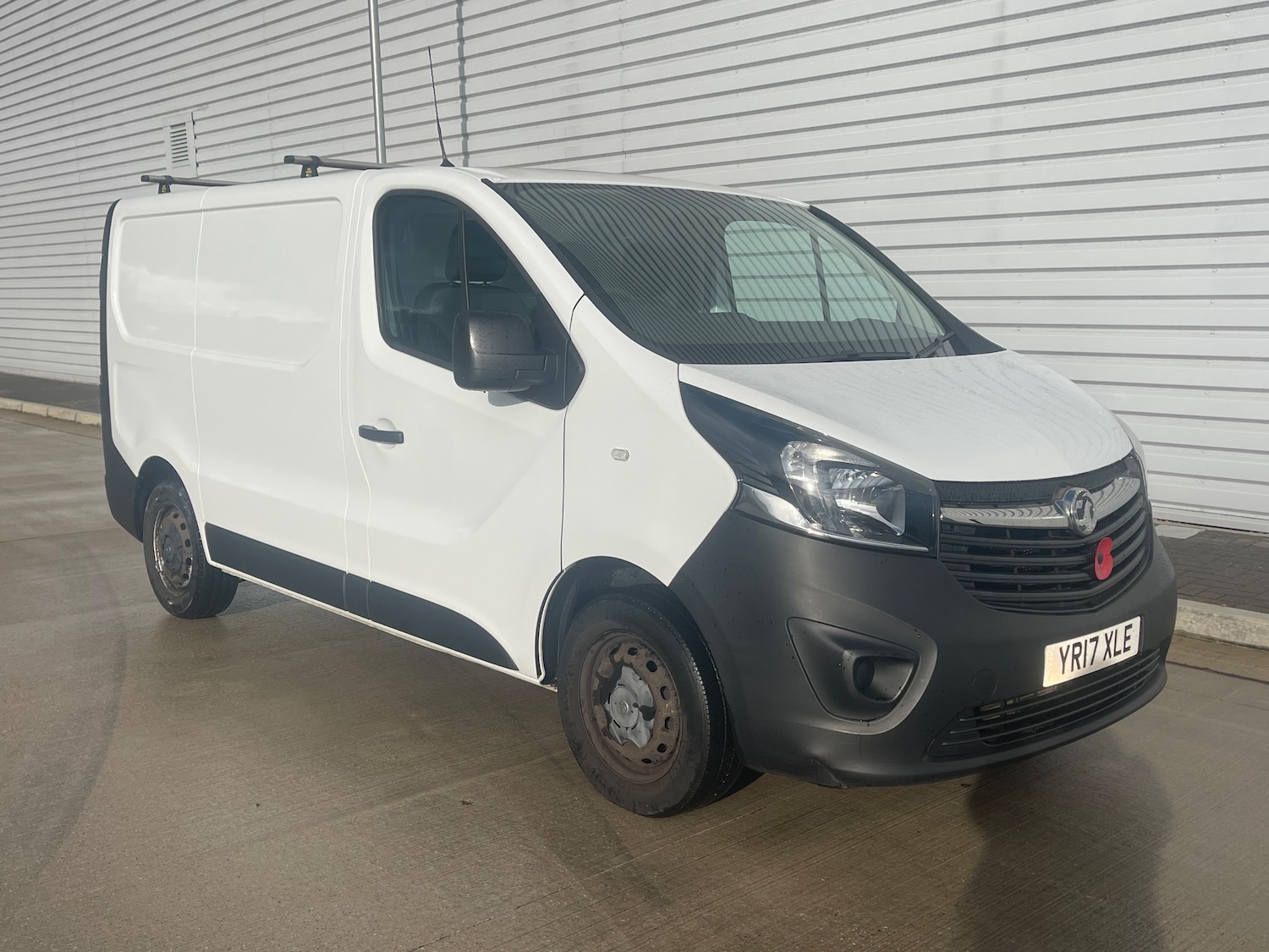 Used Vauxhall Vivaro 2017 for sale - 76368998: Photo 1