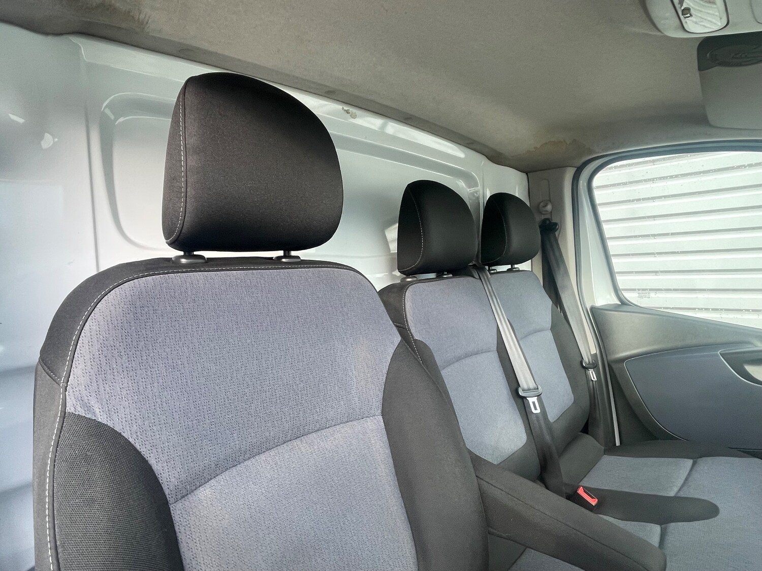 Used Vauxhall Vivaro 2017 for sale - 76368998: Photo 13