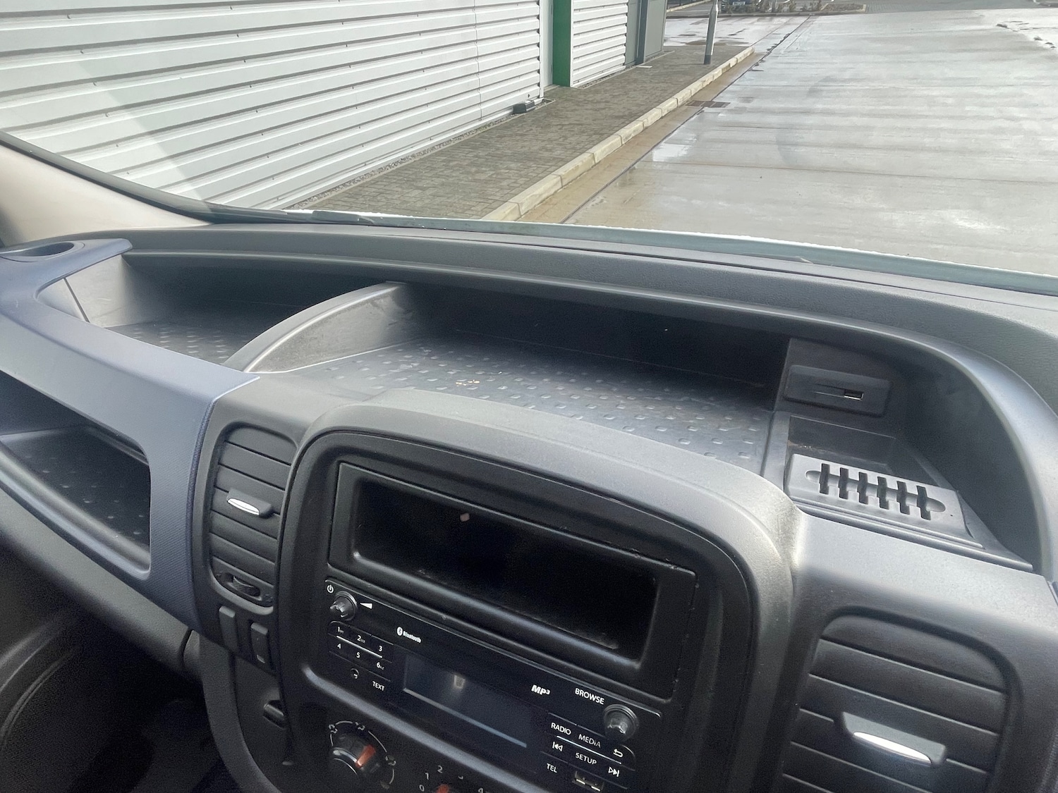 Used Vauxhall Vivaro 2017 for sale - 76368998: Photo 14