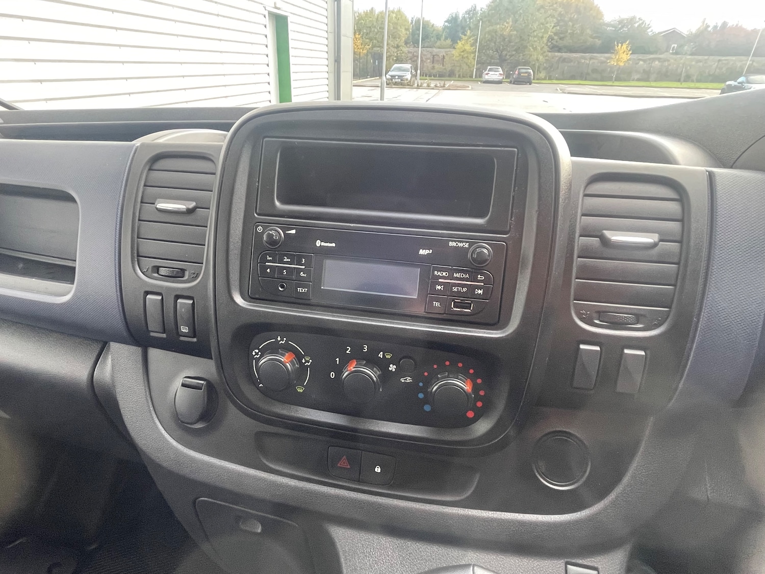 Used Vauxhall Vivaro 2017 for sale - 76368998: Photo 16