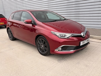 Used Toyota Auris 2017 for sale - 79301577: Photo