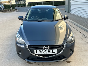 Used Mazda Mazda2 2015 for sale - 76604328: Photo