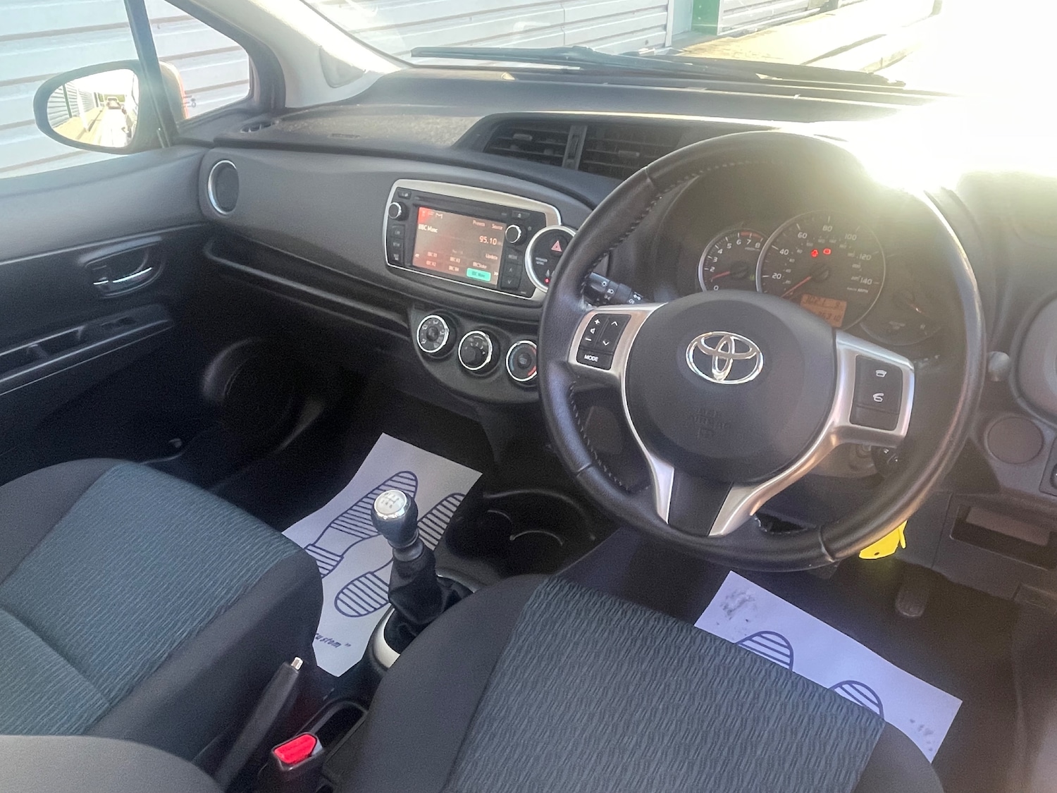 Used Toyota Yaris 2012 for sale - 76767448: Photo 17