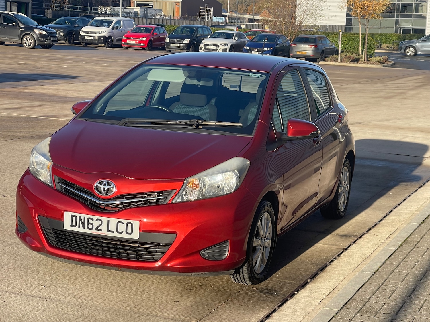 Used Toyota Yaris 2012 for sale - 76767448: Photo 4