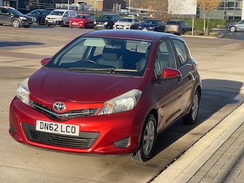 Used Toyota Yaris 2012 for sale - 76767448: Photo