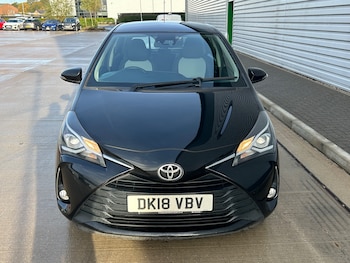 Used Toyota Yaris 2018 for sale - 76382788: Photo