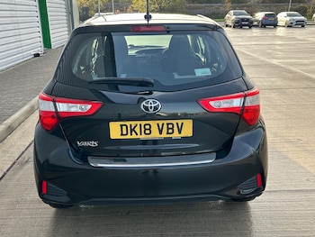 Used Toyota Yaris 2018 for sale - 76382788: Photo