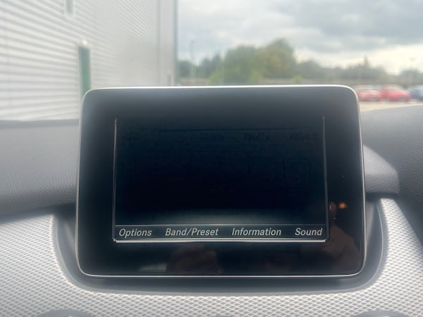 Used Mercedes-Benz B-Class 2015 for sale - 75662385: Photo 22