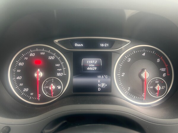 Used Mercedes-Benz B-Class 2015 for sale - 75662385: Photo 25