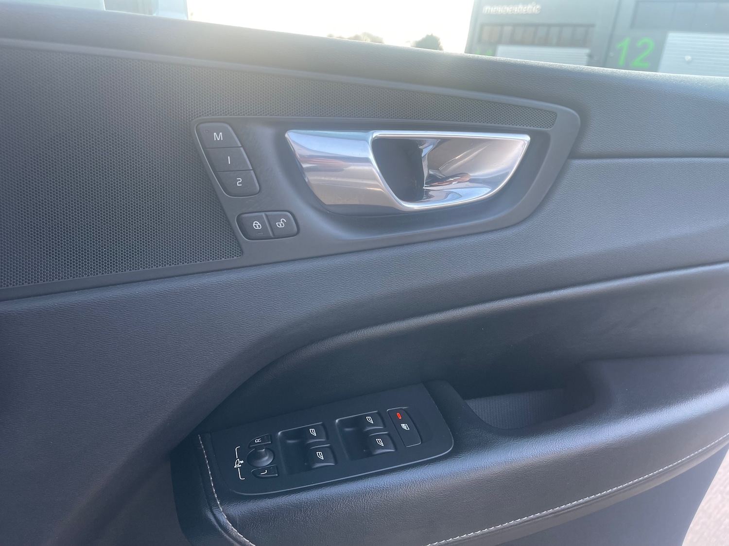 Used Volvo XC60 2018 for sale - 76697878: Photo 27