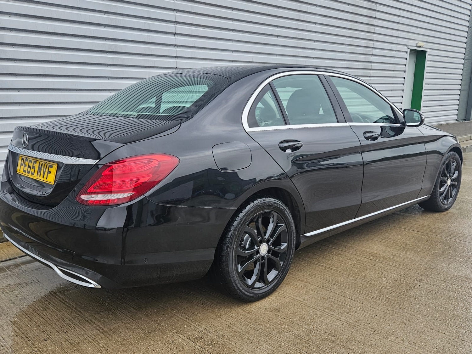 Used Mercedes-Benz C Class 2015 for sale - 77403959: Photo 7