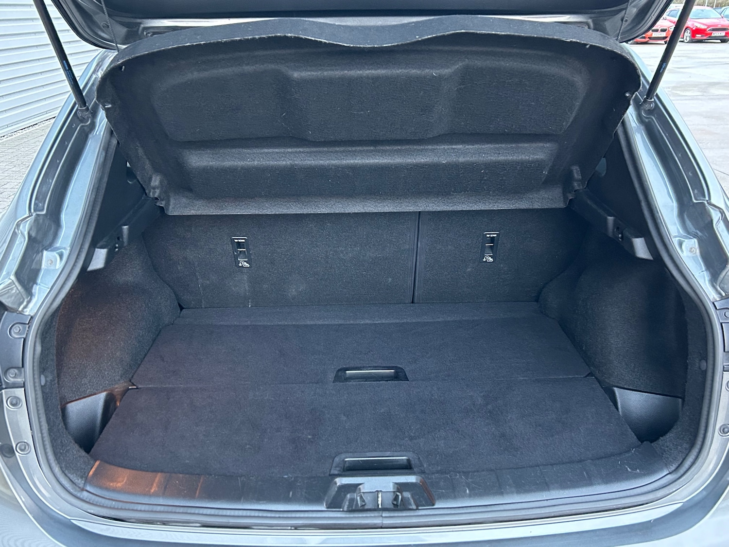 Used Nissan Qashqai 2018 for sale - 76685523: Photo 12